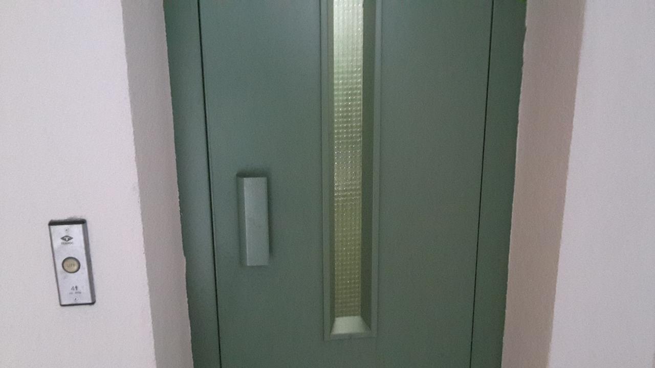 Tyulev Apartment 2 Warna Exterior foto